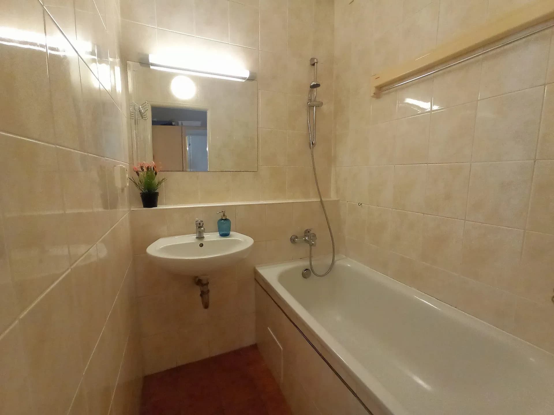 Slunný byt 1kk Praha - Letňany
