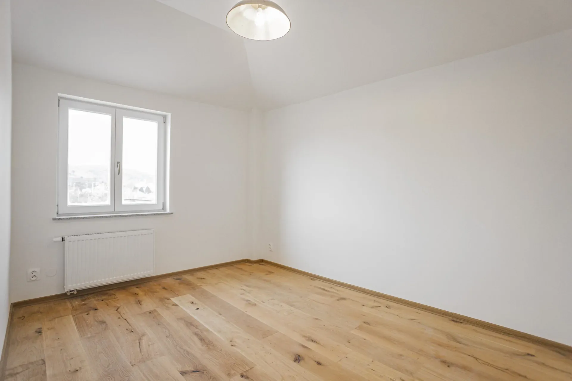 Pronájem kouzelného bytu 3+kk, s terasou i balkónem
